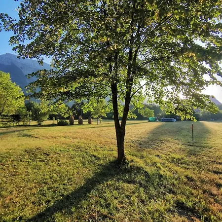 Appartement Glamping Narnia Bovec