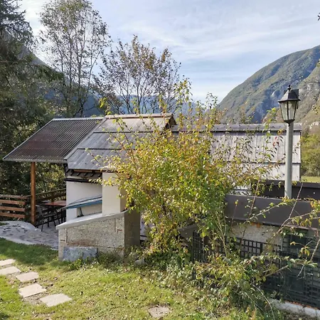 Apartment Glamping Narnia Bovec