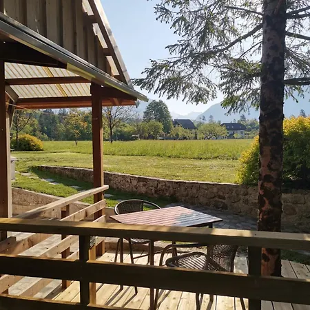 Glamping Narnia Bovec