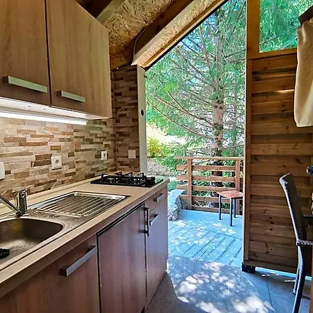Apartment Glamping Narnia Bovec