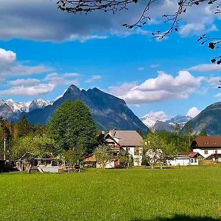 Glamping Narnia Bovec