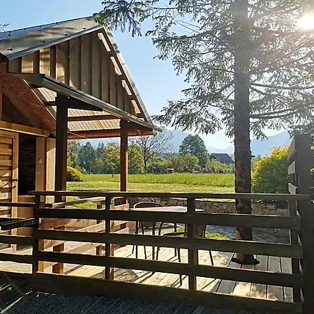 Apartment Glamping Narnia Bovec