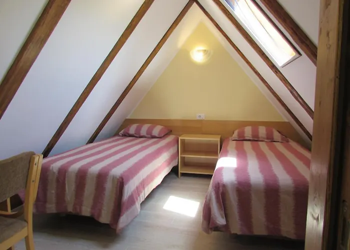 Glamping Narnia * بوويتش