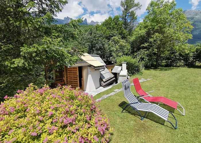 Glamping Narnia شقة بوويتش